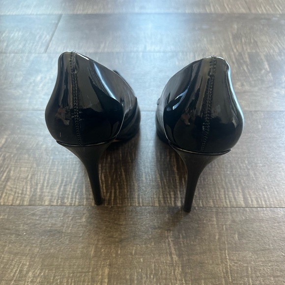 Black Stiletto Heels - Picture 3 of 6